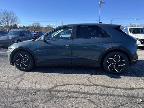 2022 Hyundai IONIQ 5 SE