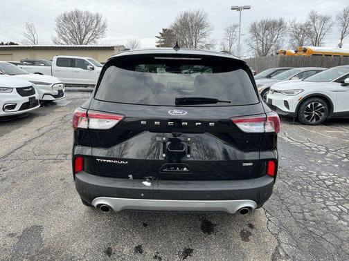2021 Ford Escape Titanium