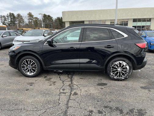 2021 Ford Escape Titanium