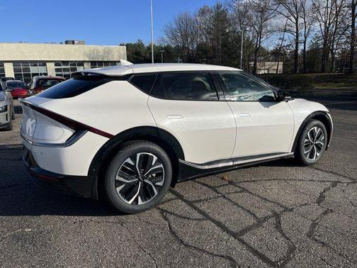 2022 Kia EV6 Wind