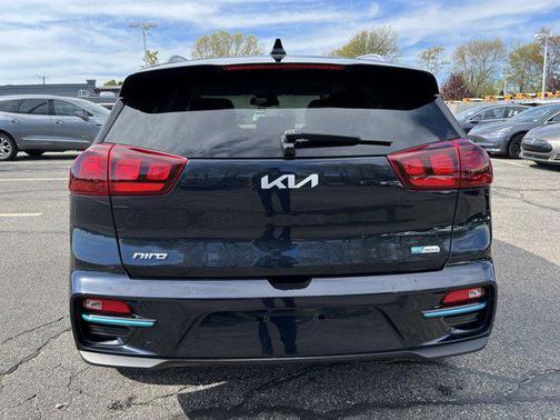 2022 Kia Niro EV EX