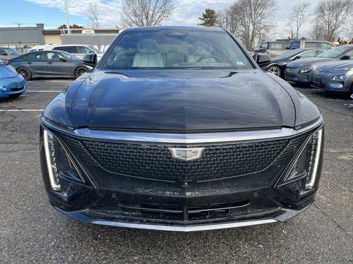 2024 Cadillac LYRIQ Sport