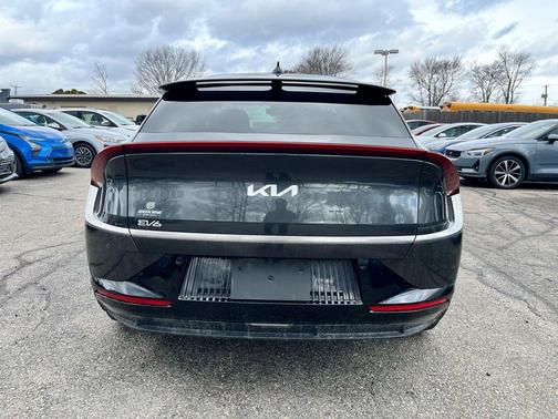 Interstellar Gray 2024 Kia EV6 Wind