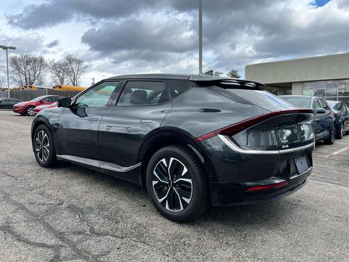 Interstellar Gray 2024 Kia EV6 Wind