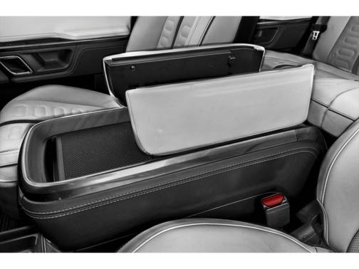 2024 Rivian R1T Adventure