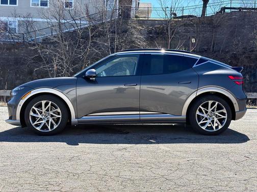 Himalayan Gray 2023 Genesis GV60 Advanced AWD