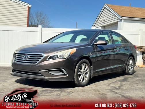 Dark Truffle 2017 Hyundai SONATA SE