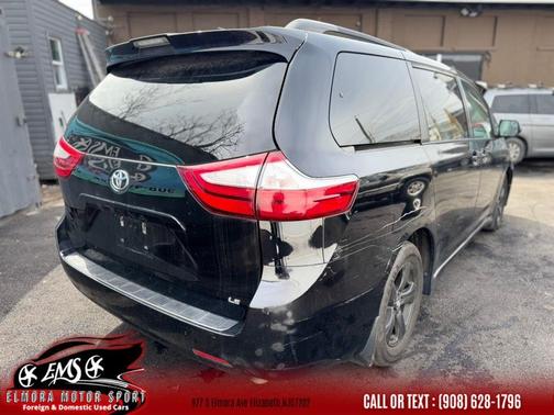 Midnight Black Metallic 2019 Toyota Sienna LE
