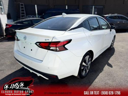 Aspen White TriCoat Pearl 2021 Nissan Versa 1.6 S