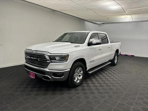 2023 RAM 1500 Laramie Crew Cab 4x4 64' Box
