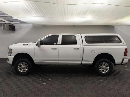 2024 RAM 2500 Laramie Crew Cab 4x4 64' Box