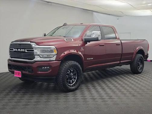 2023 RAM 3500 Laramie Crew Cab 4x4 8 Box