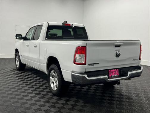 2022 RAM 1500 Big Horn Quad Cab 4x4 64' Box