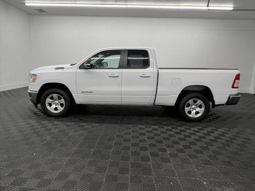 2022 RAM 1500 Big Horn Quad Cab 4x4 64' Box
