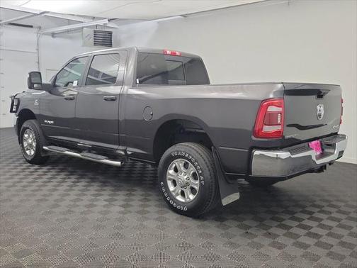 2024 RAM 2500 Big Horn Crew Cab 4x4 64' Box