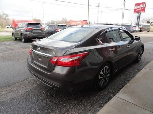 2017 Nissan Altima SL