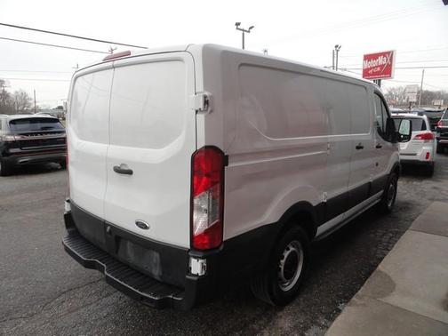 2019 Ford Transit-250 