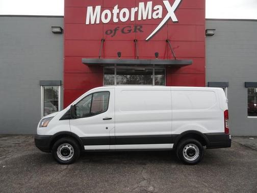 2019 Ford Transit-250 