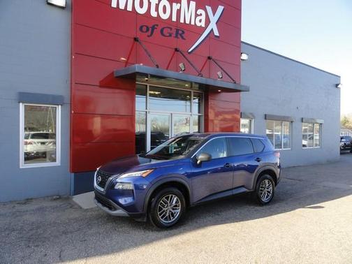 2022 Nissan Rogue S
