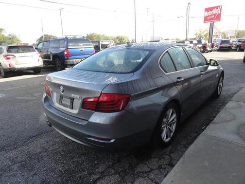 2016 BMW 528 i