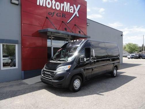 Black 2023 RAM ProMaster 2500 High Roof