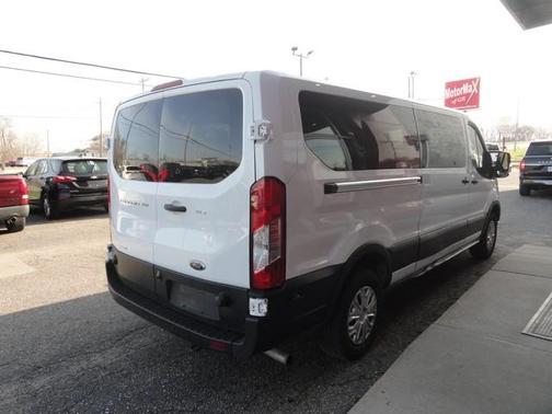 2024 Ford Transit-350 XLT