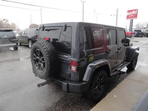 2017 Jeep Wrangler Unlimited Sahara