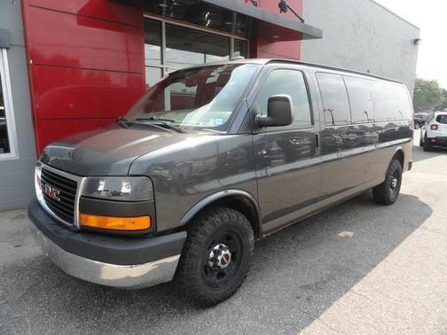 2016 GMC Savana 3500 LT w/1LT