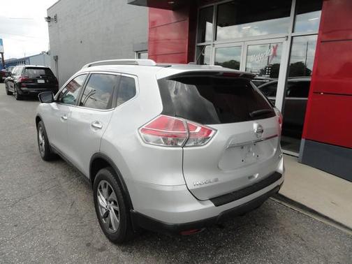 2015 Nissan Rogue SL