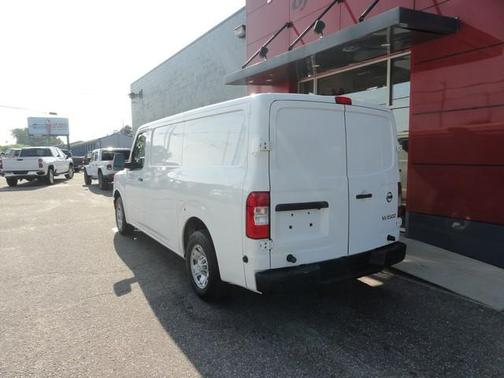 2018 Nissan NV Cargo NV2500 HD SV V6/SV V8