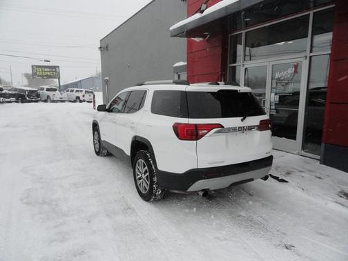 2018 GMC Acadia SLE-2