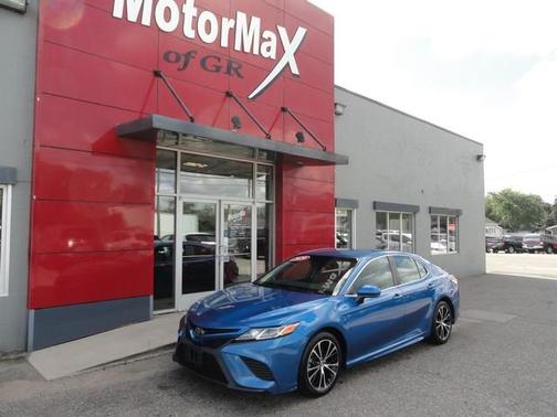 2020 Toyota Camry 