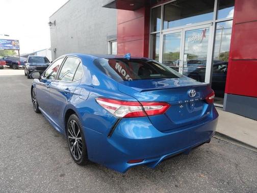 2020 Toyota Camry 