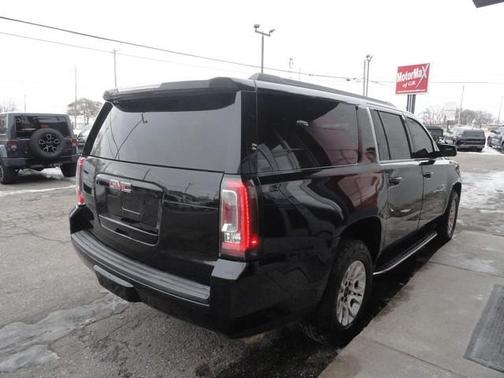 2016 GMC Yukon XL SLT