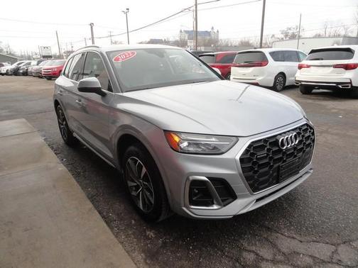 Florett Silver Metallic 2022 Audi Q5 45 S line Premium Plus