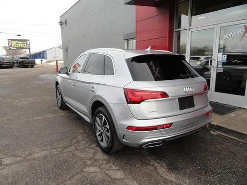 Florett Silver Metallic 2022 Audi Q5 45 S line Premium Plus
