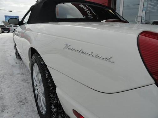2002 Ford Thunderbird Deluxe