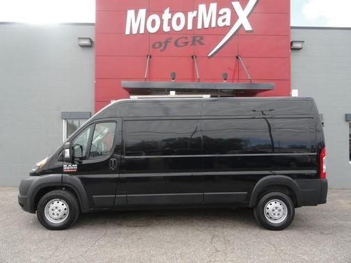 Black 2021 RAM ProMaster 2500 High Roof