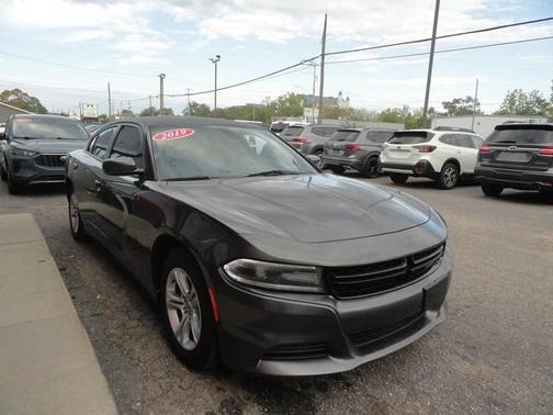 2019 Dodge Charger SXT
