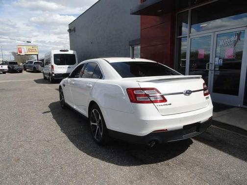 White 2016 Ford Taurus SHO