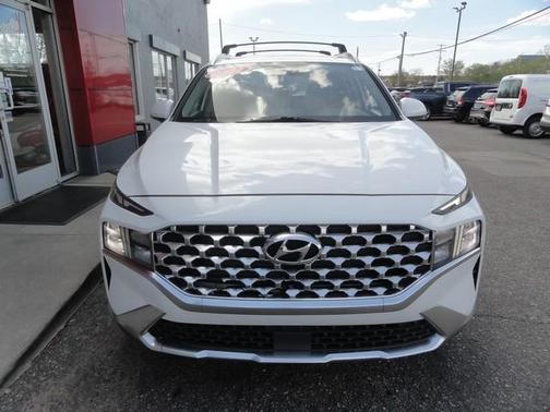 White 2022 Hyundai SANTA FE SEL