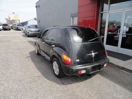 Black 2001 Chrysler PT Cruiser