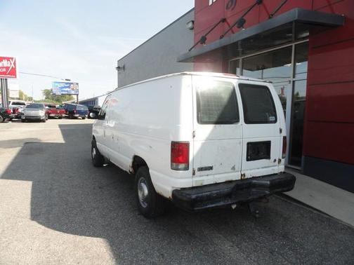 2002 Ford E250 Cargo
