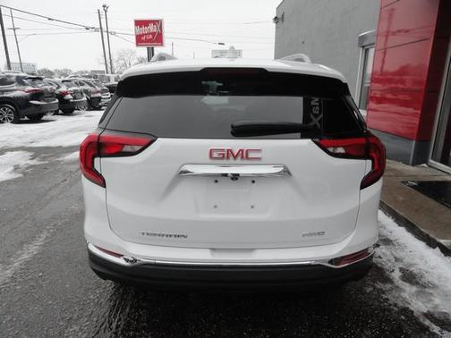 2021 GMC Terrain SLT
