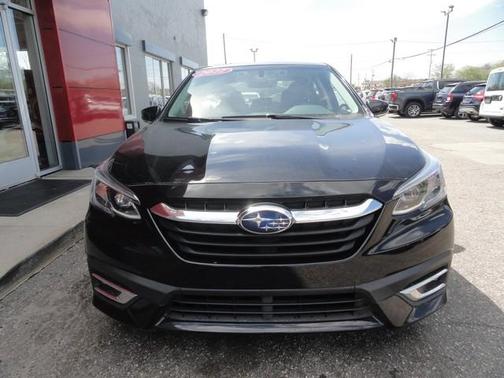 Crystal Black Silica 2022 Subaru Legacy