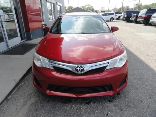 2014 Toyota Camry SE