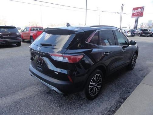 Black 2021 Ford Escape PHEV SEL