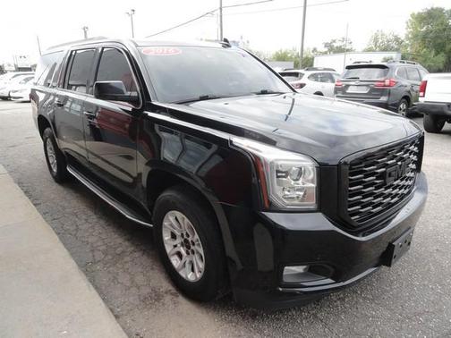 2016 GMC Yukon XL SLT