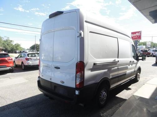White 2023 Ford Transit-250