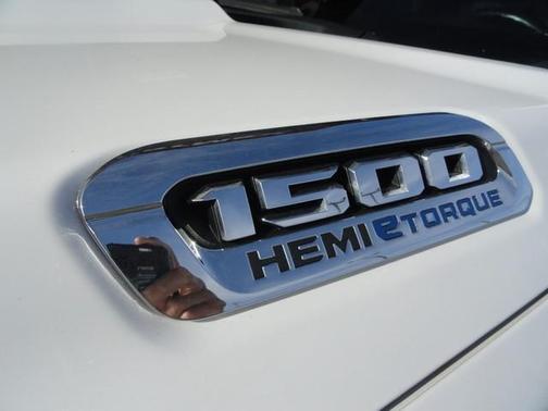 White 2023 RAM 1500 Big Horn